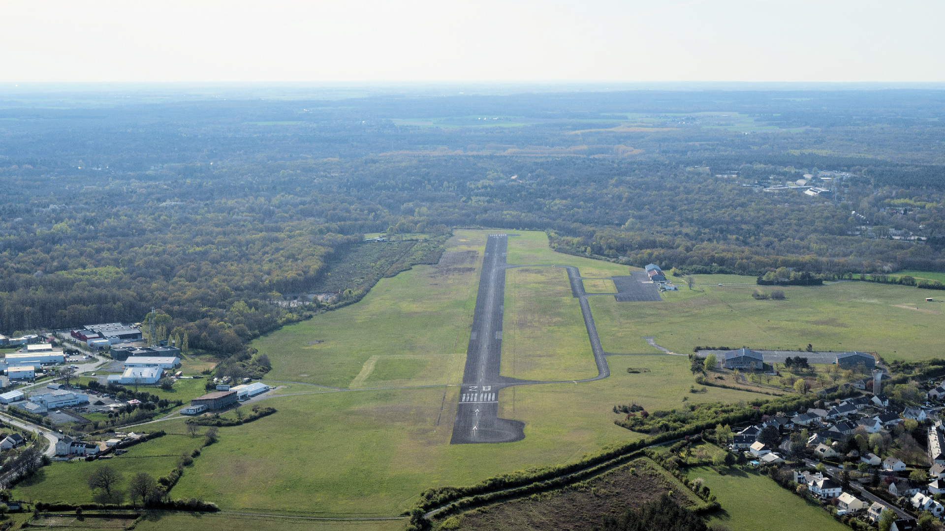 Magnifique aérodrome près de Saumur LFOD