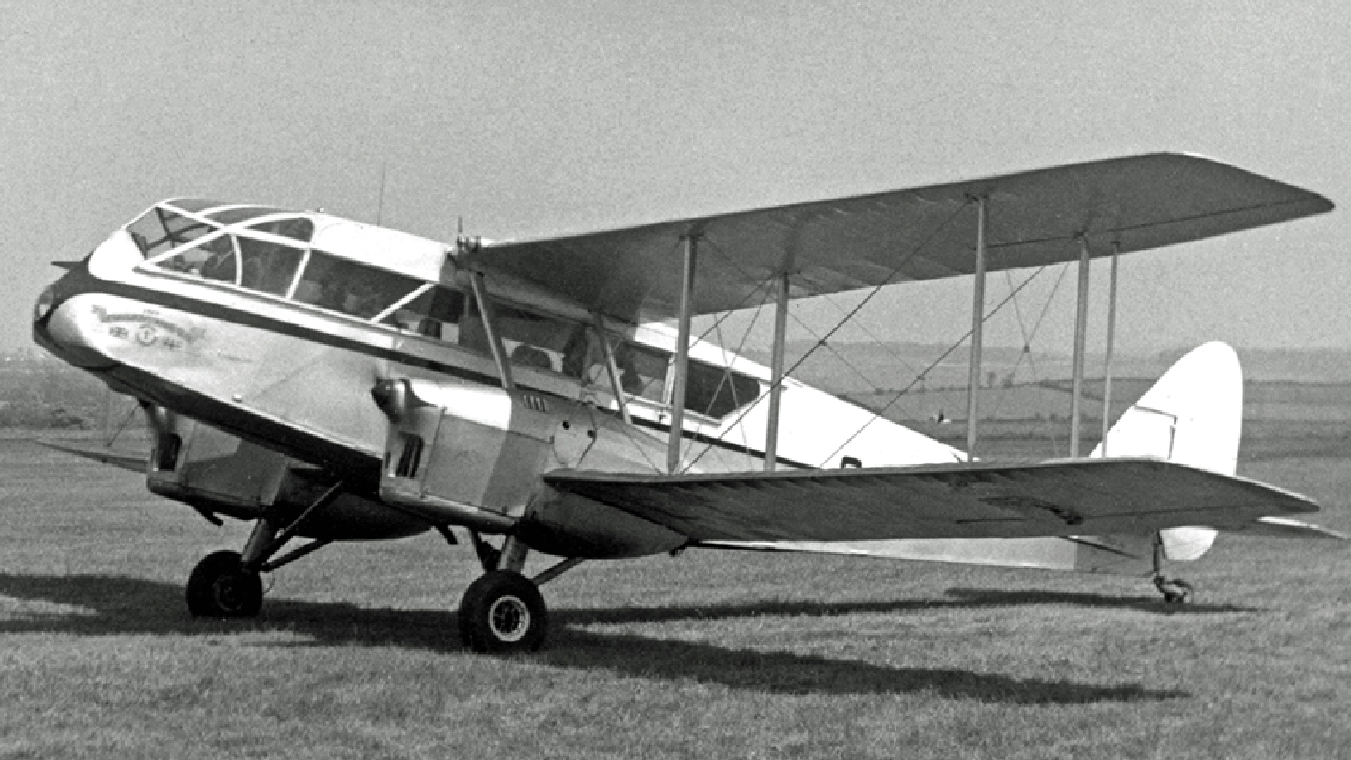 Le De Havilland Dragon à Saumur Air Club